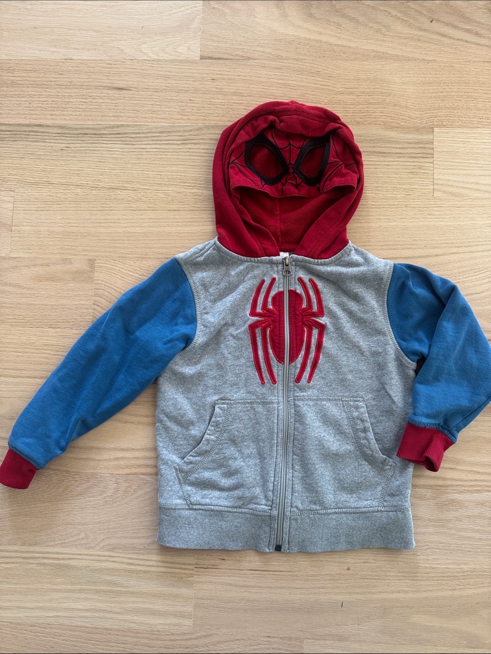 Hanna Andersson |Marvel Spider-Man 🕷️ grey with blue sweatshirt